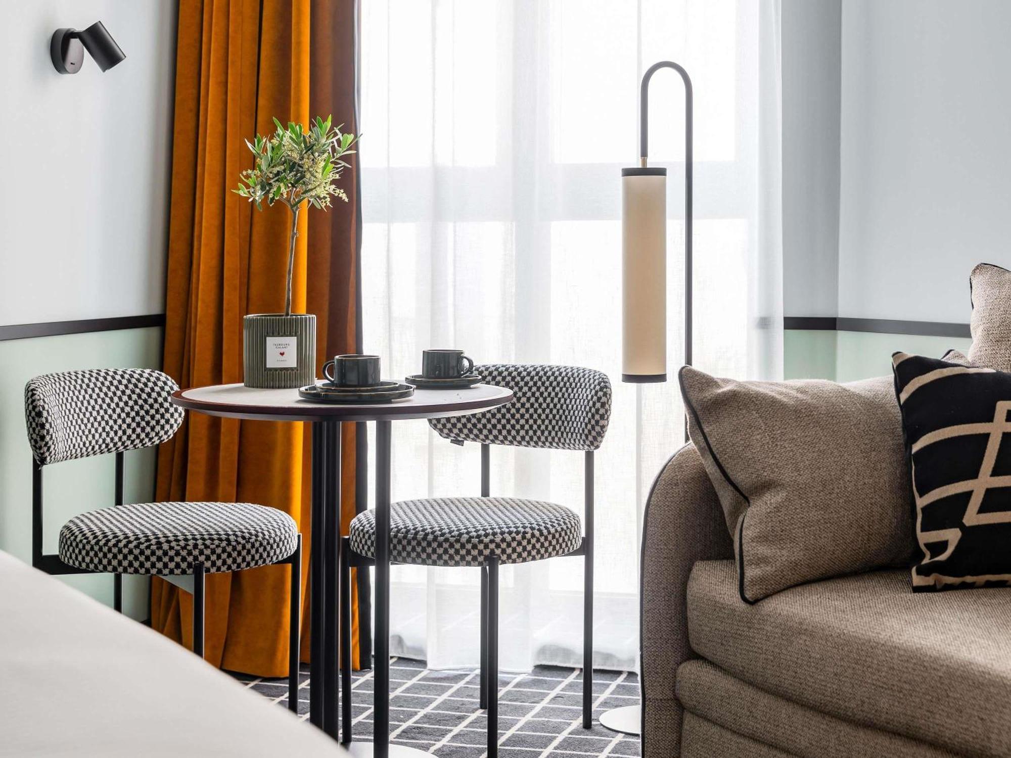 Faubourg Galant - Handwritten Collection 3* Paris