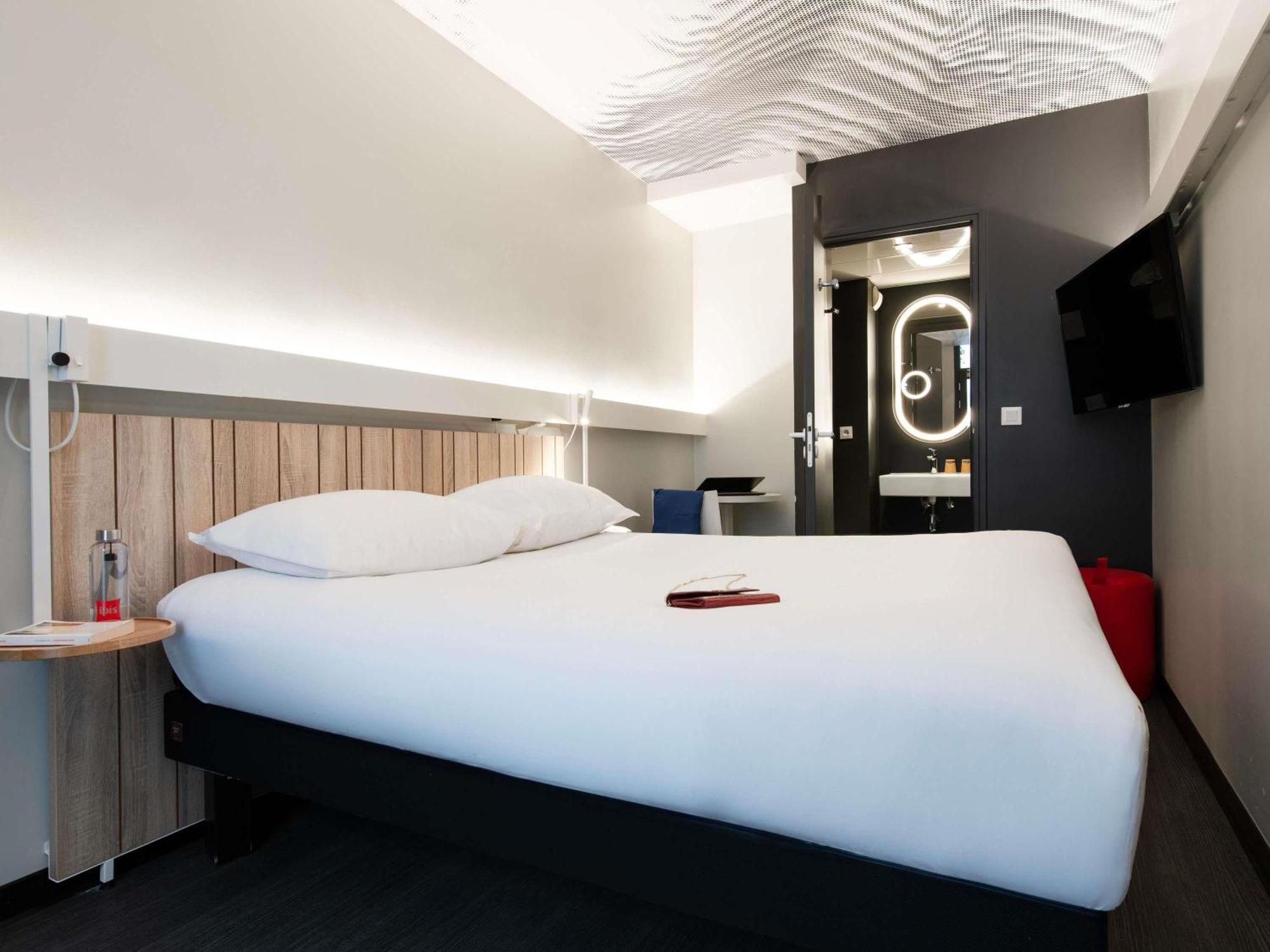 Faubourg Galant - Handwritten Collection 3* Paris